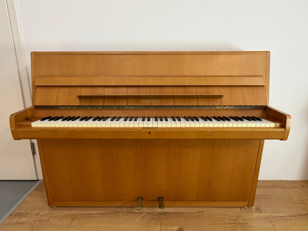 Euterpe Klavier Mod.ell 104 1 Euterpe Klavier Mod.ell 104 1